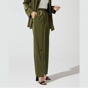 The Drop Women's Military Olive Satin Pants by @jaceyduprie Size Small